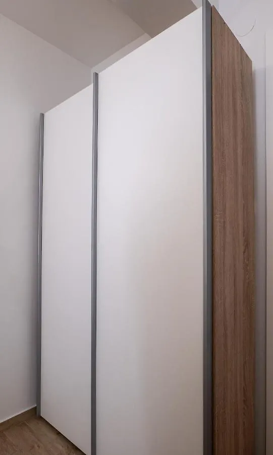 Apartment A&D Mandre 0*,